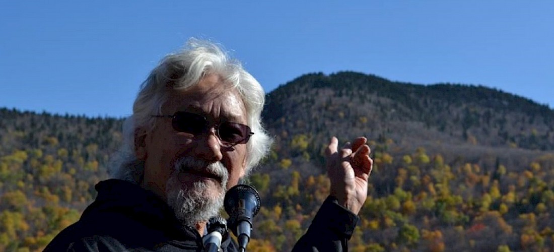Le mont Kaaikop fait vibrer David Suzuki